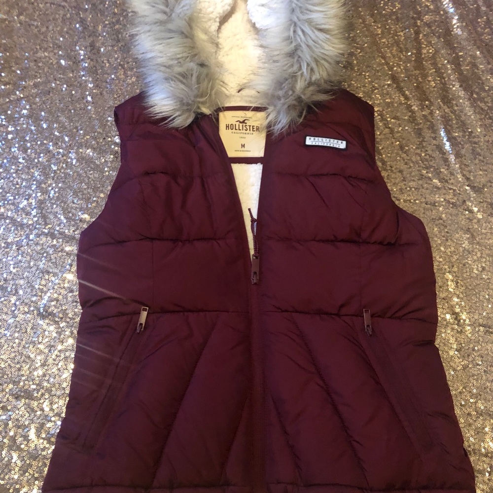 Hollister Puffer Vest
